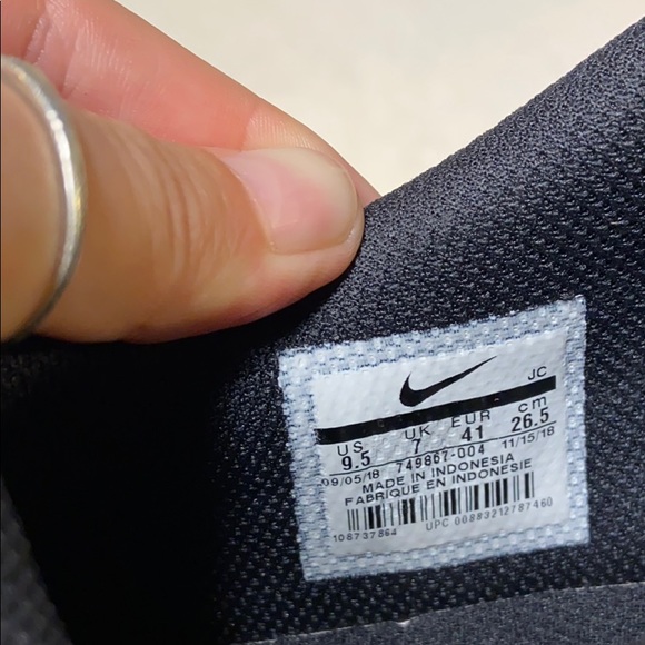 Nike Leather Sneakers - Picture 5 of 5